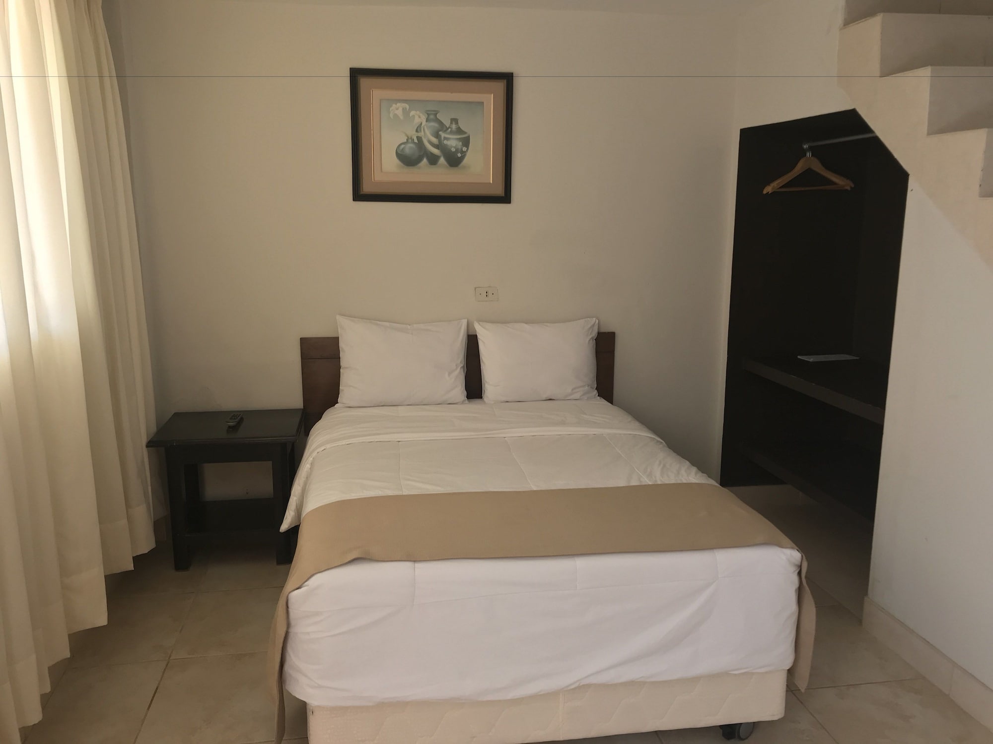 Standard, King Bed