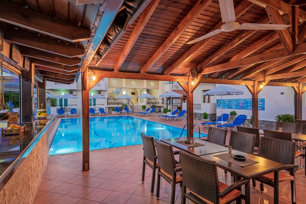 Sisi Breeze Hotel 30/33