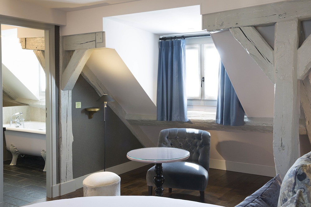 Hotel Les Plumes 37/52