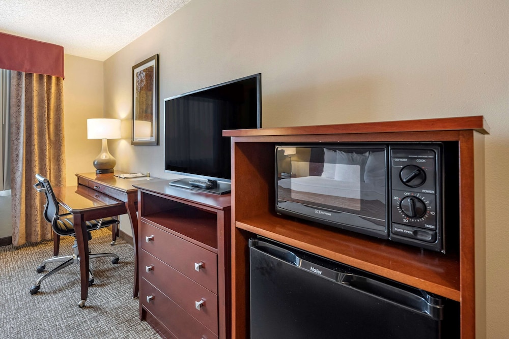 Comfort Inn & Suites Kelso - Longview 36/40