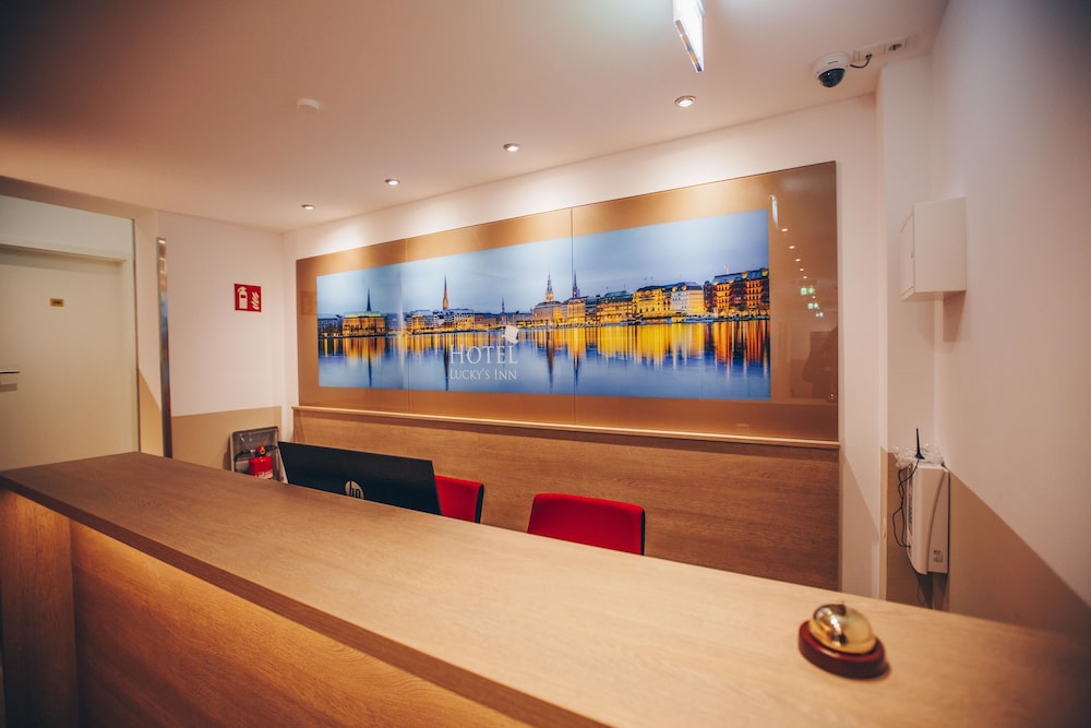 Hotel Luckys Inn Gmbh 36/50