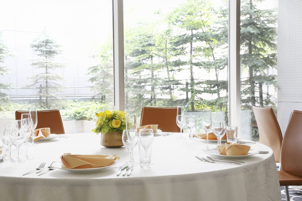 Mercure Sapporo 50/59