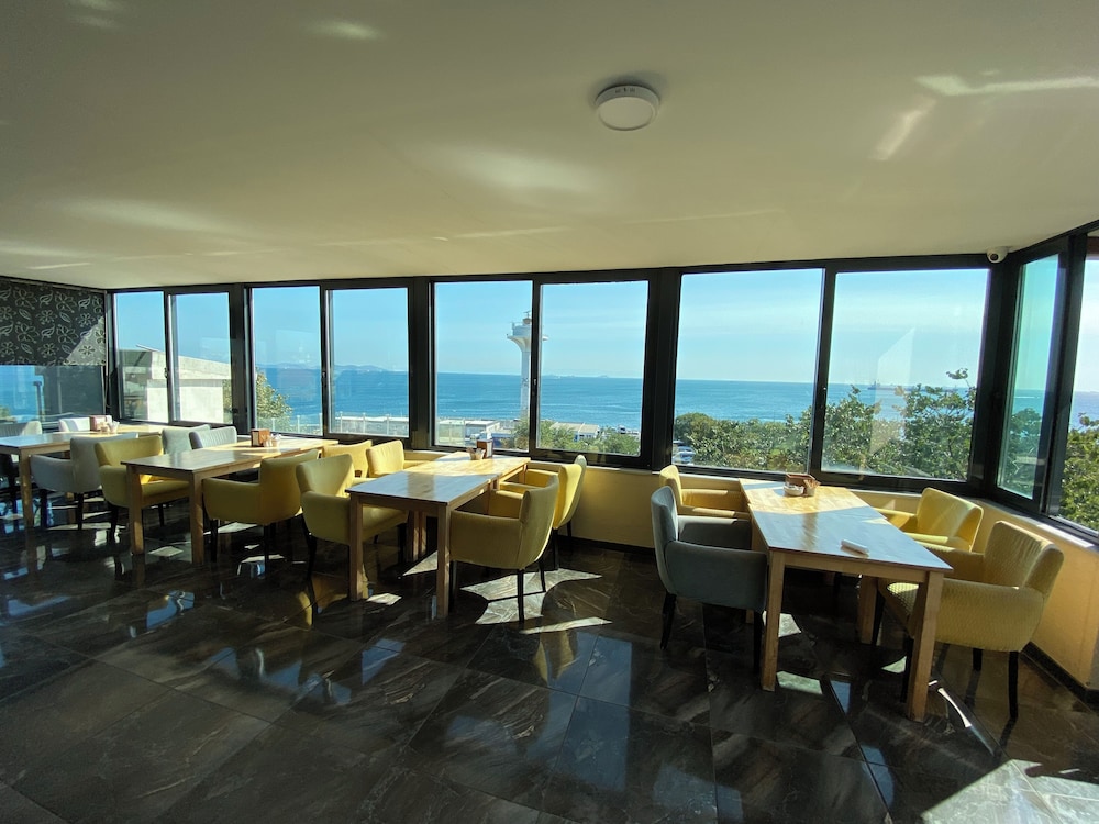MANGANA KONAK HOTEL 46/64
