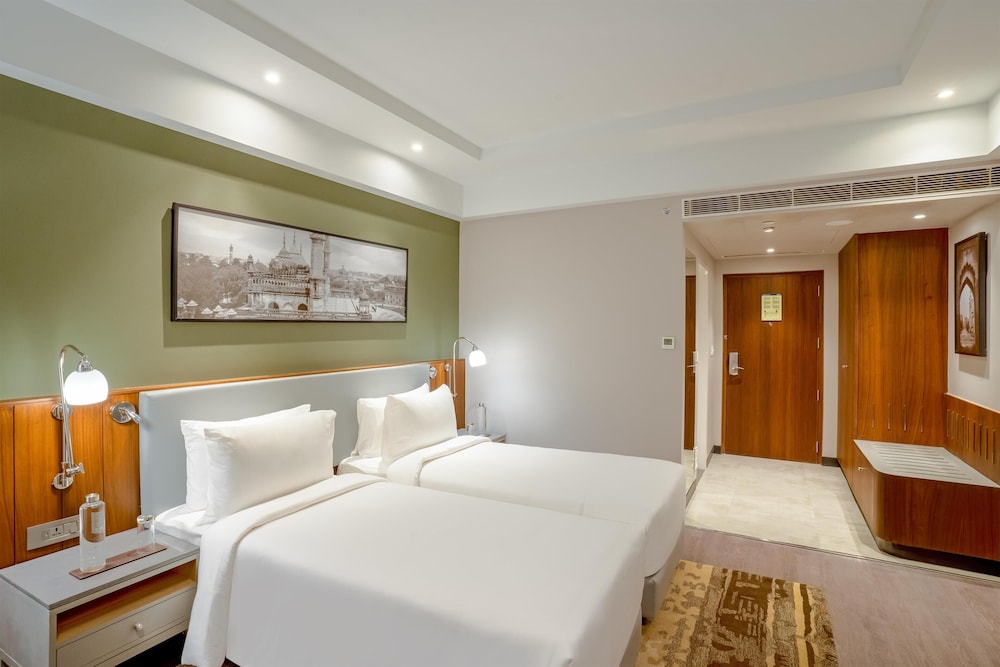 Park Inn by Radisson Lucknow Vikas Nagar 7/41