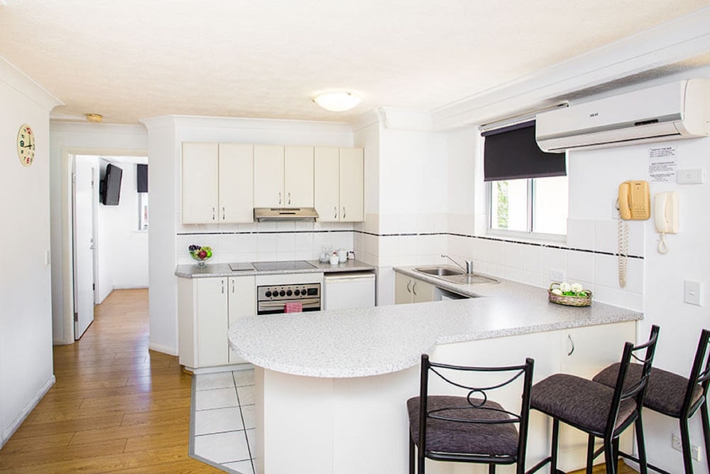 Wharf Boutique Apartments 61/78
