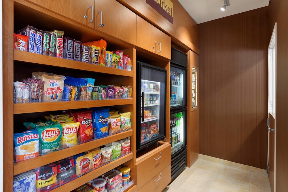 SureStay by Best Western Bismarck 32/35