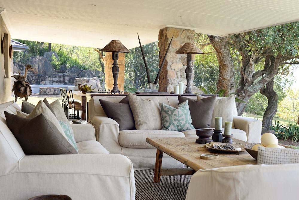 Tomjachu Bush Lodges 48/74
