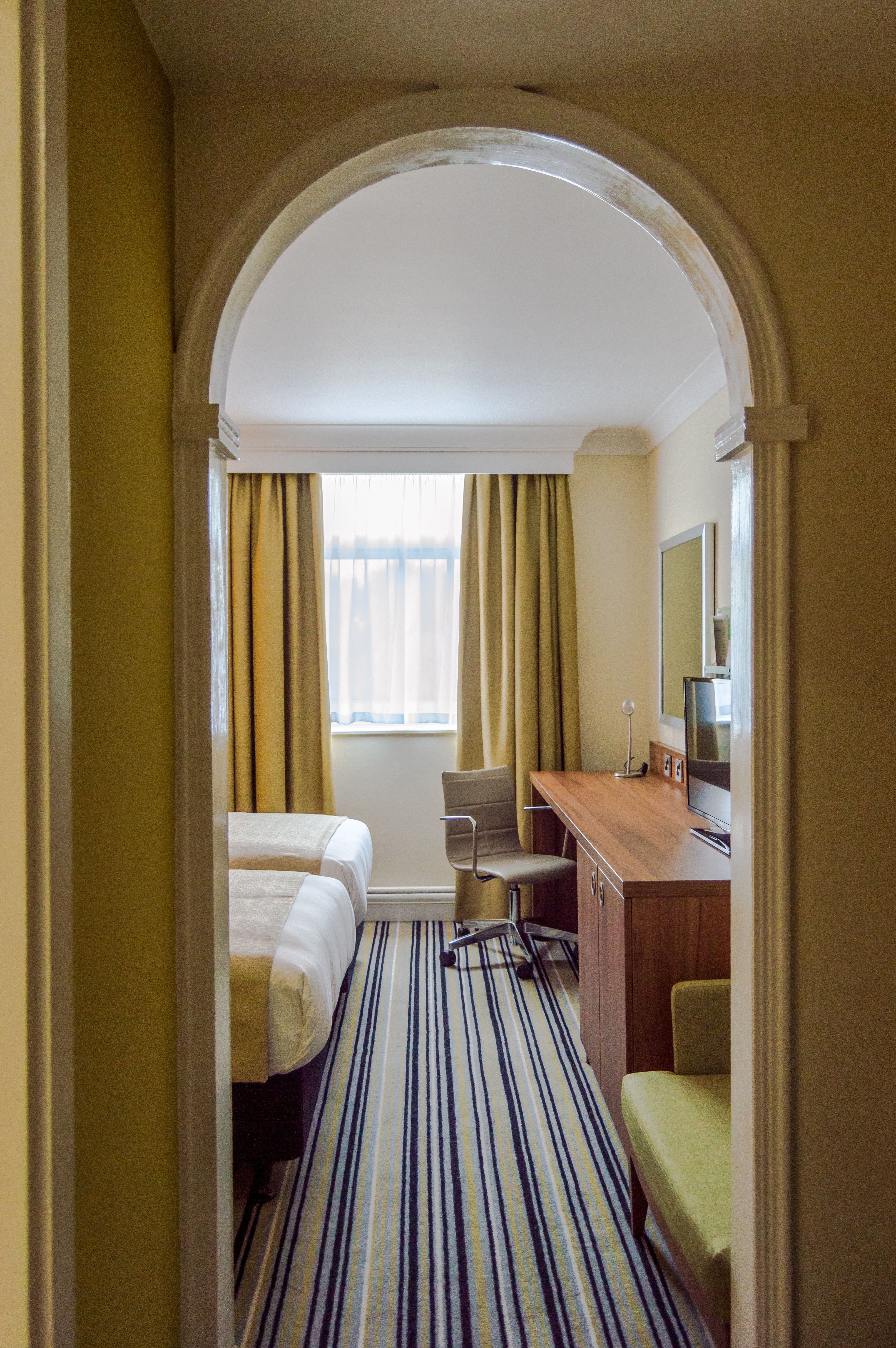 Holiday Inn Leeds Garforth 18/49