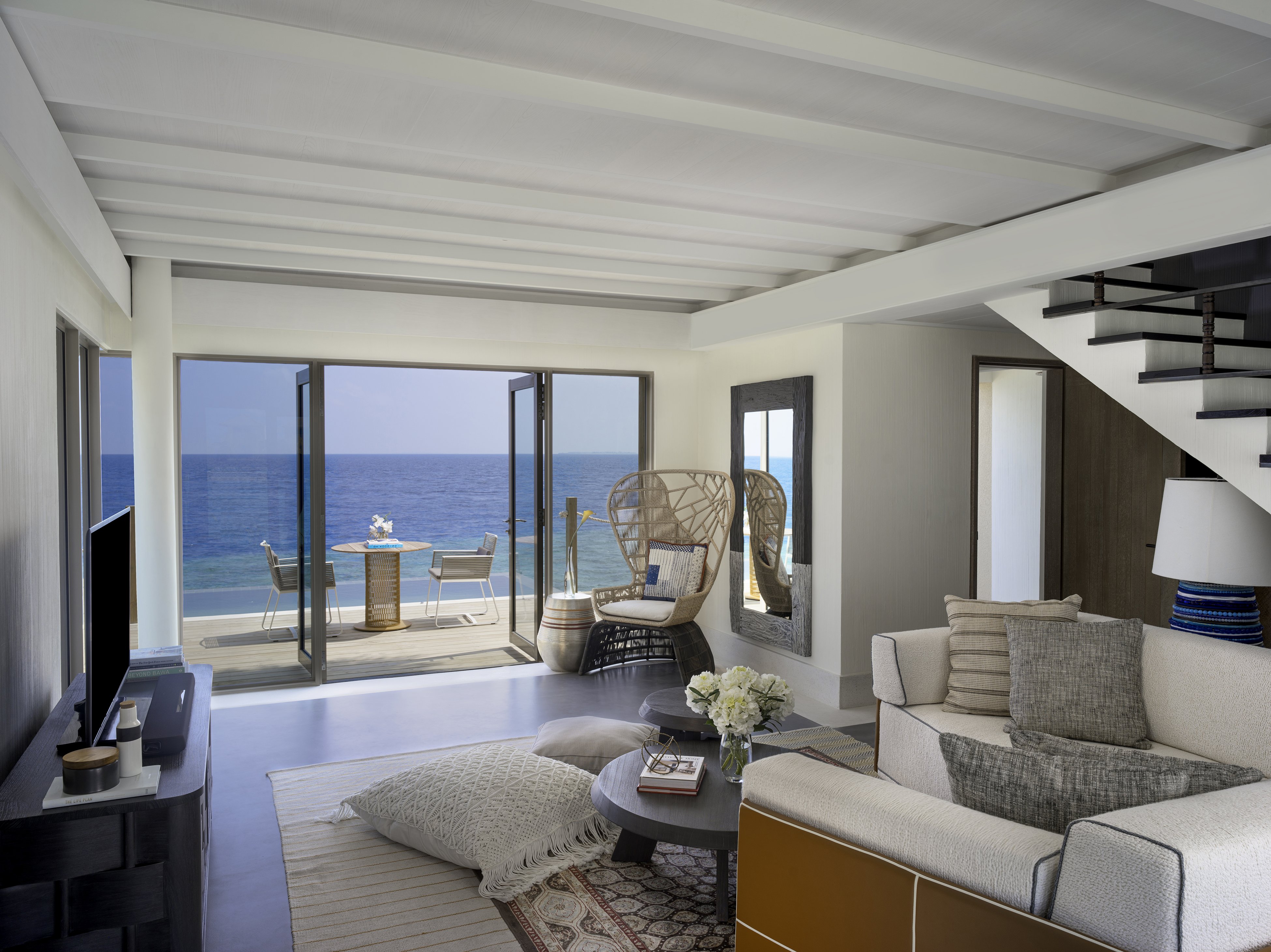 Intercontinental Hotels Maldives Maamunagau Resort 37/55