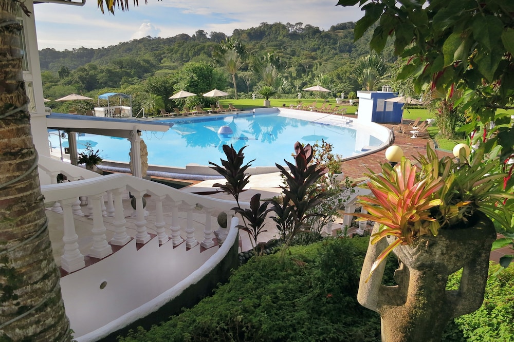 Cristal Ballena Boutique Hotel & Spa in Bahia Ballena
