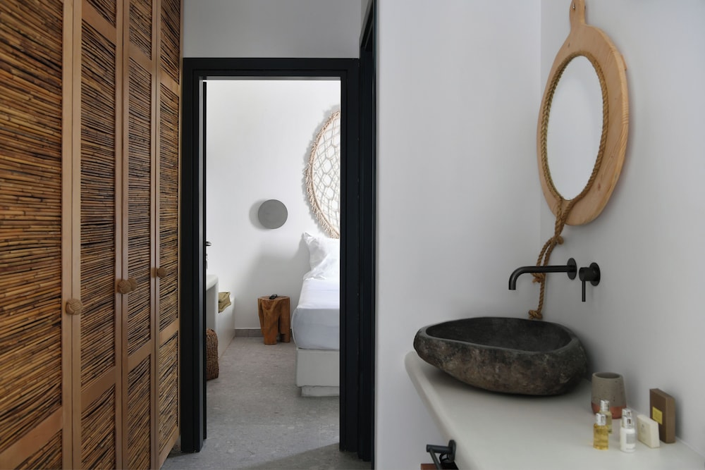Lobby at Sandaya Luxury Suites, PAROS