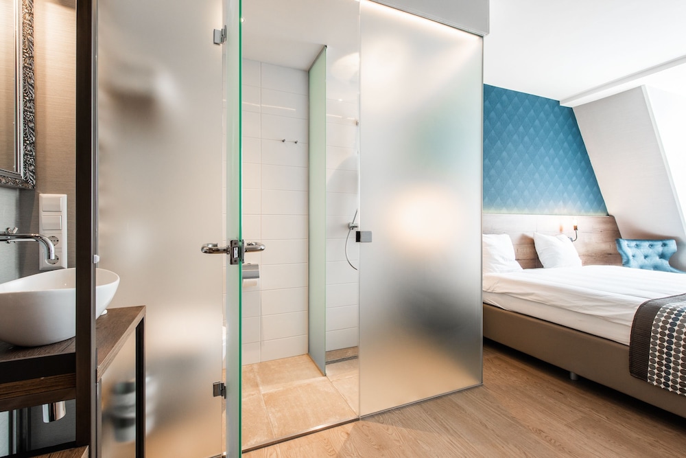 Melrose Hotel 40/42