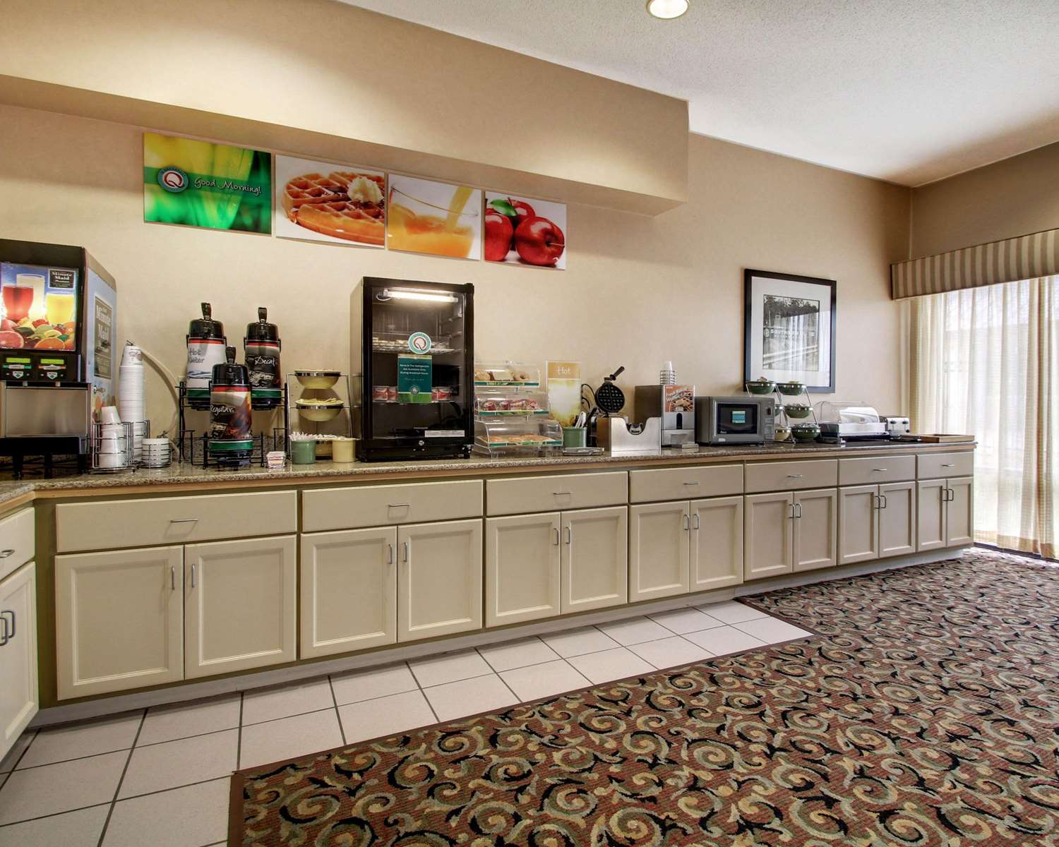 Quality Inn & Suites Hattiesburg North 23/27