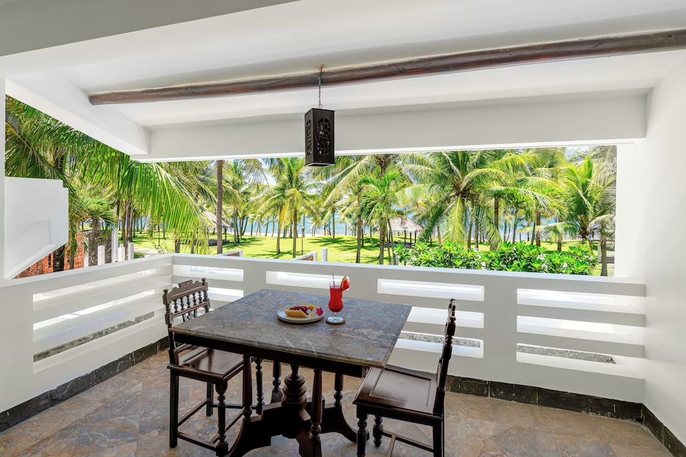 SBH Le Belhamy Beach Resort 35/50