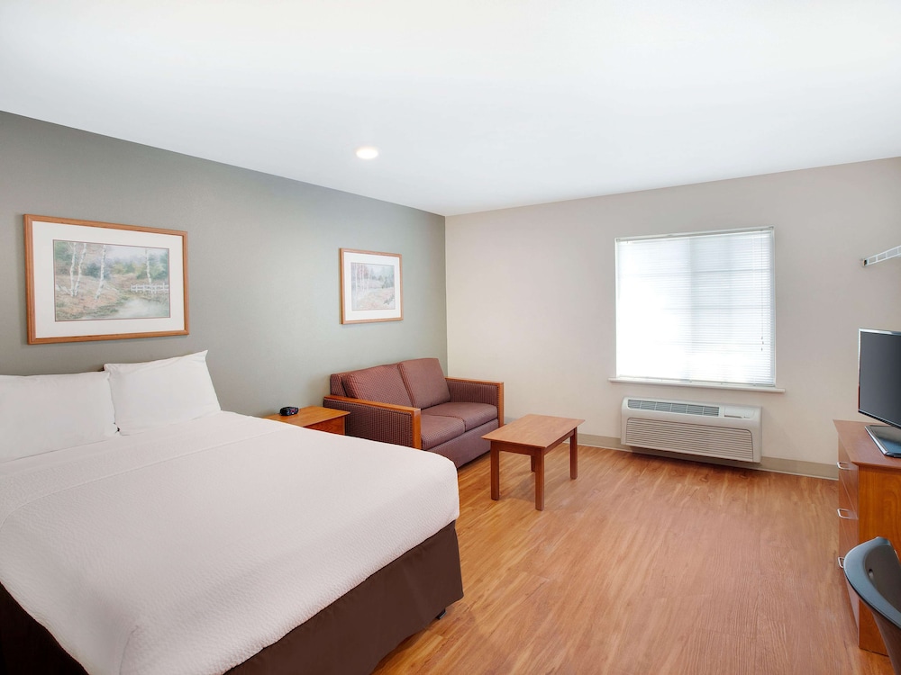 WoodSpring Suites Austin Northwest 13/49