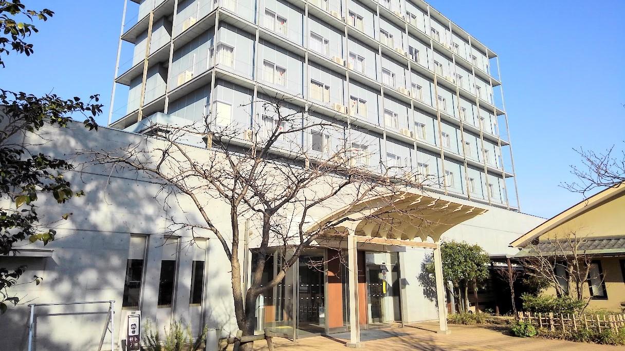 Ou Hotel 5/39