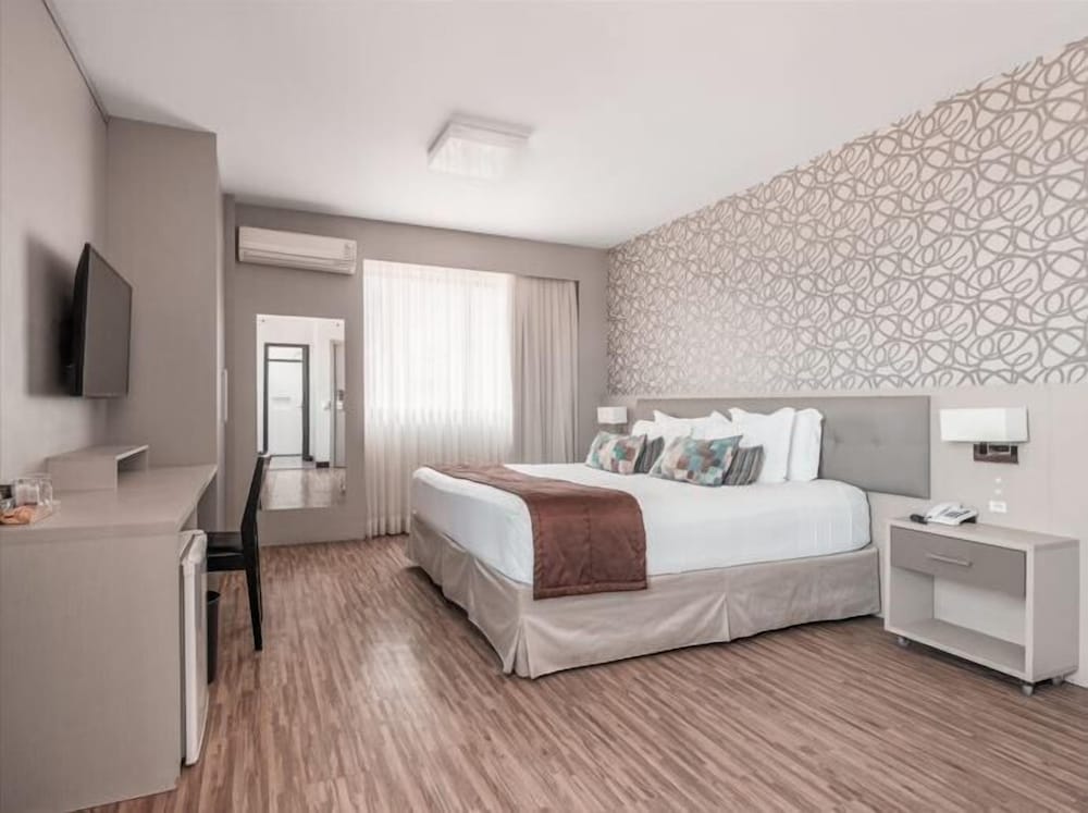 EXECUTIVE, SUITE, DOUBLE BED, BAY VIEW