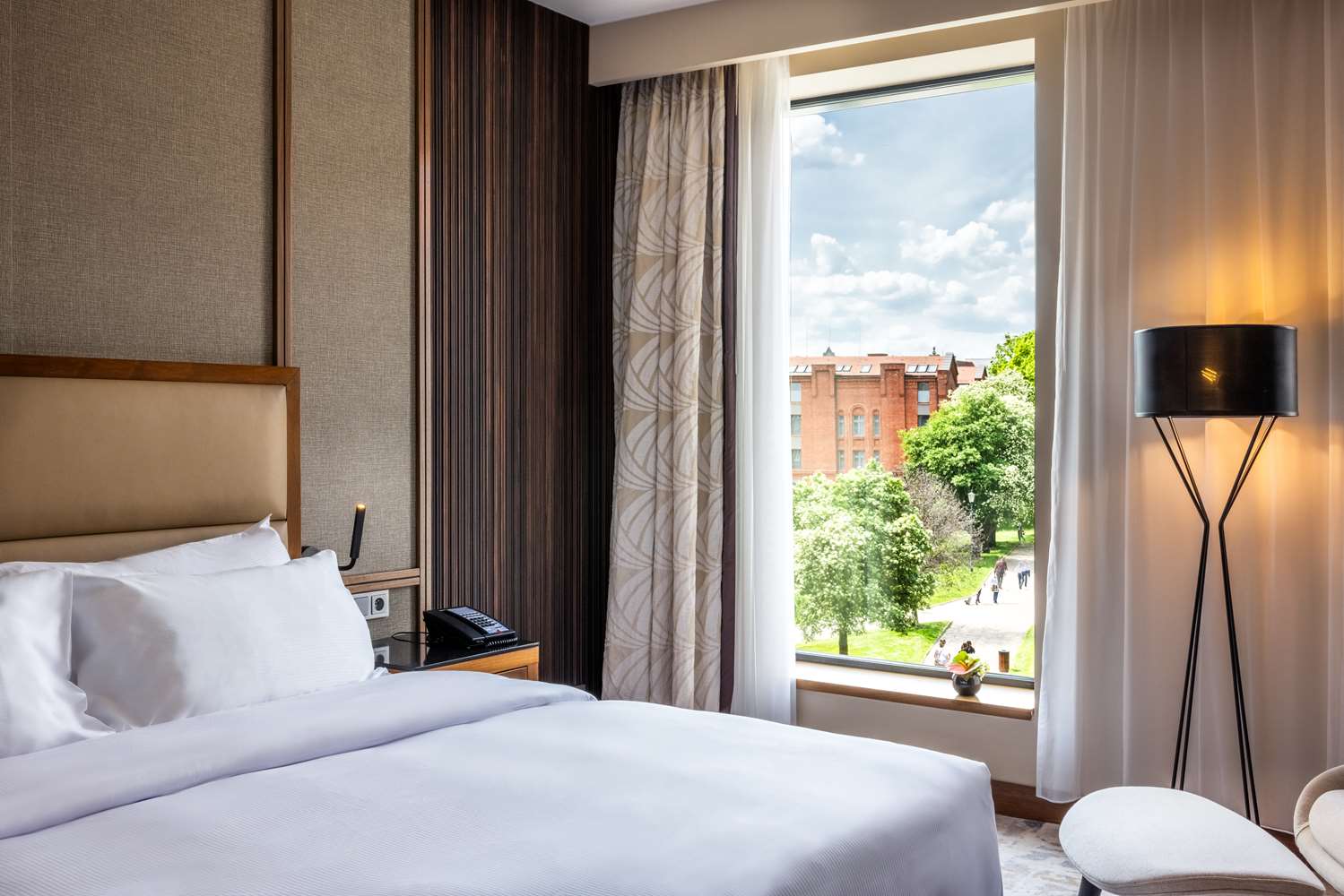 Superior, King Bed, City or Park View