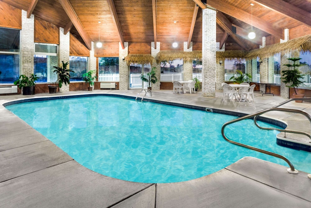 Days Inn By Wyndham Jackson 35/49