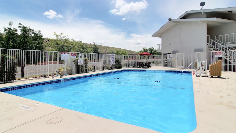 Motel6 Albuquerque, NM - Midtown in ALBUQUERQUE - NM