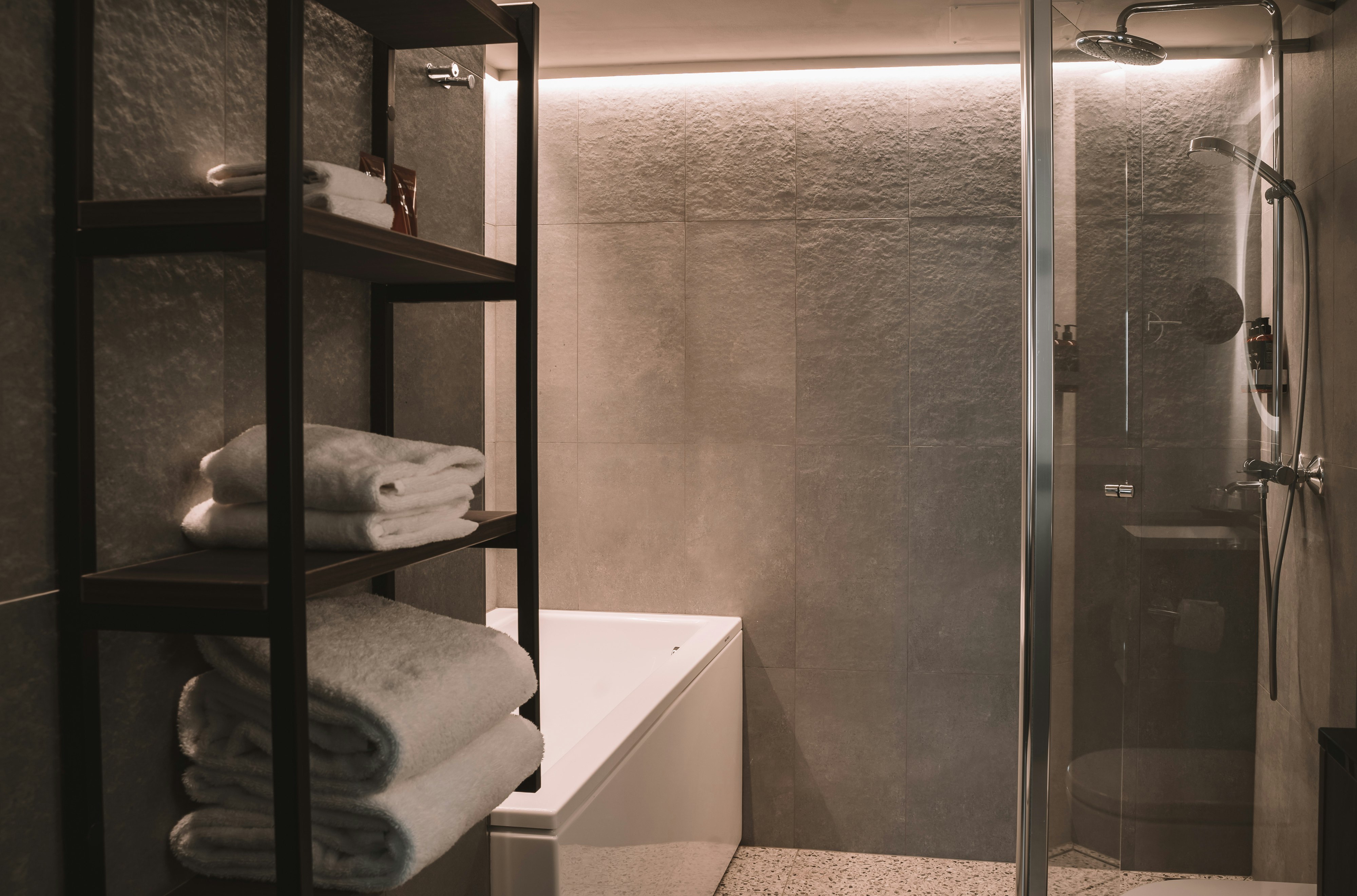 Lapland Hotels Tampere 12/13