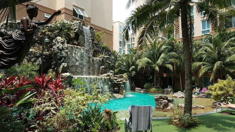 Atlantis Condo Resort Pattaya EVT 41/50