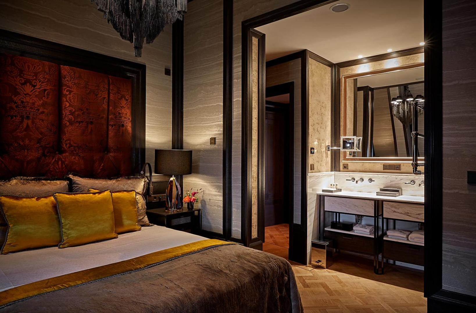 Penthouse Suite