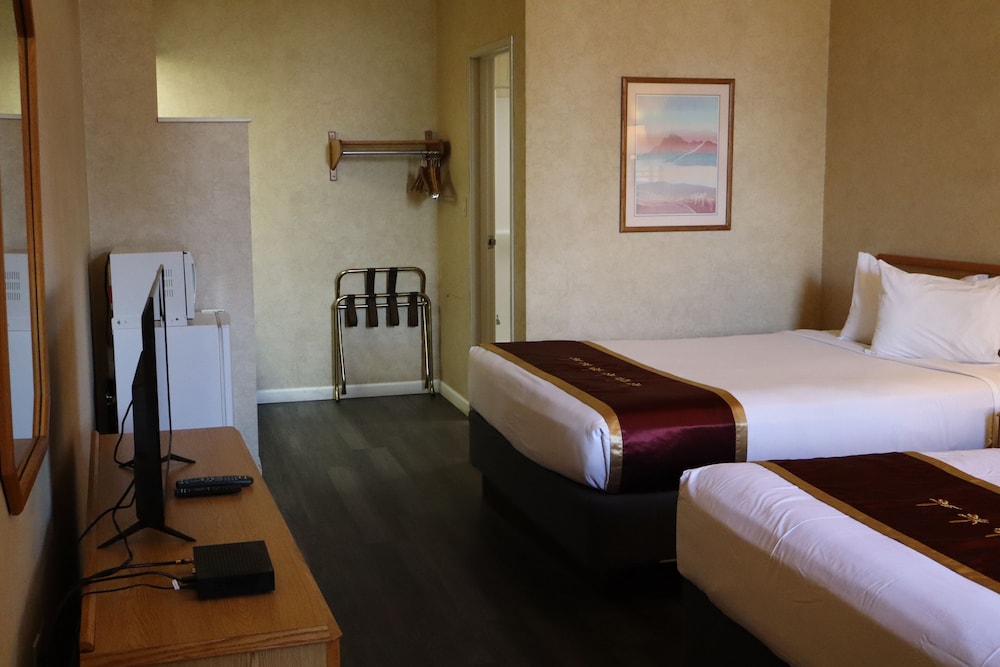 Econo Lodge Inn & Suites Montrose - Black Canyon Area 11/47