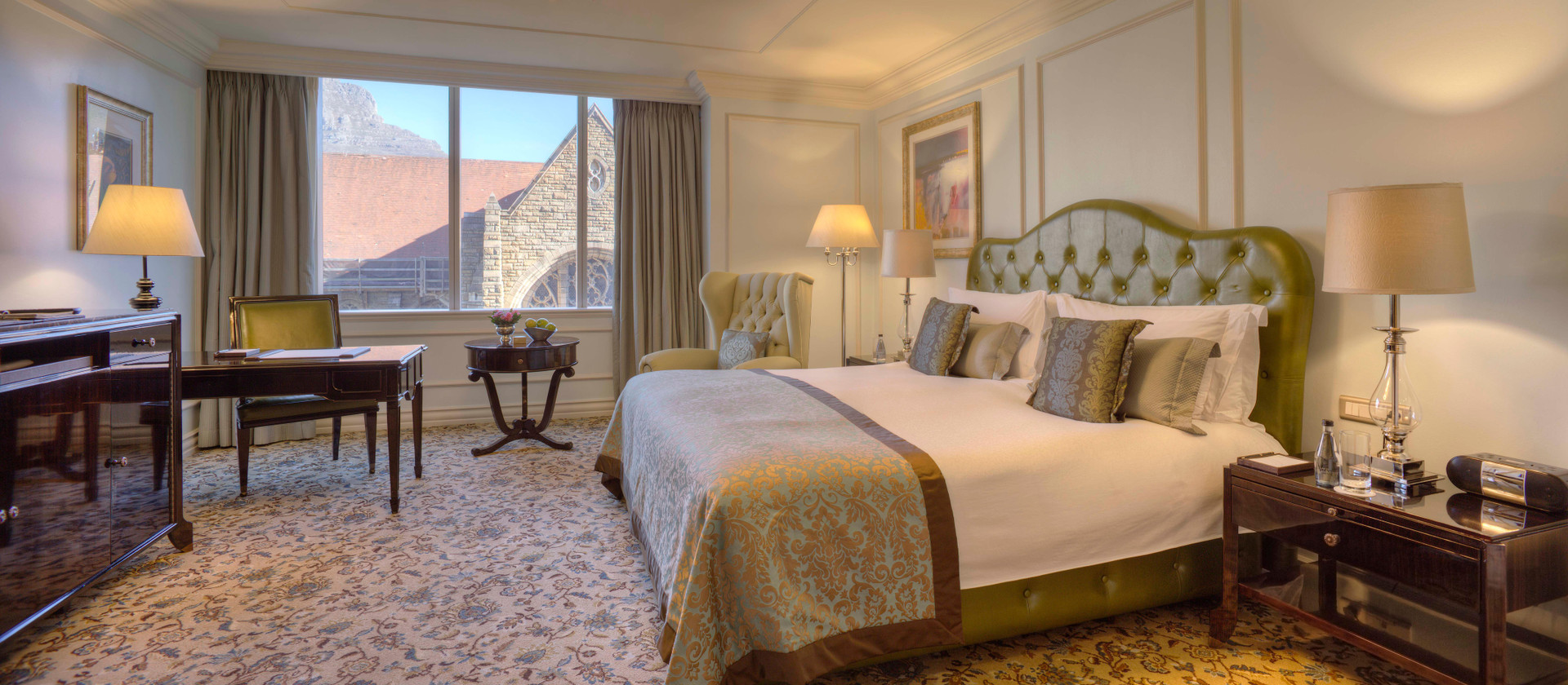 Suite, Tower One