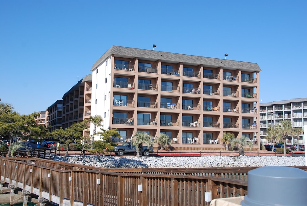 Myrtle Beach Resort by Beach Vacations 10/79