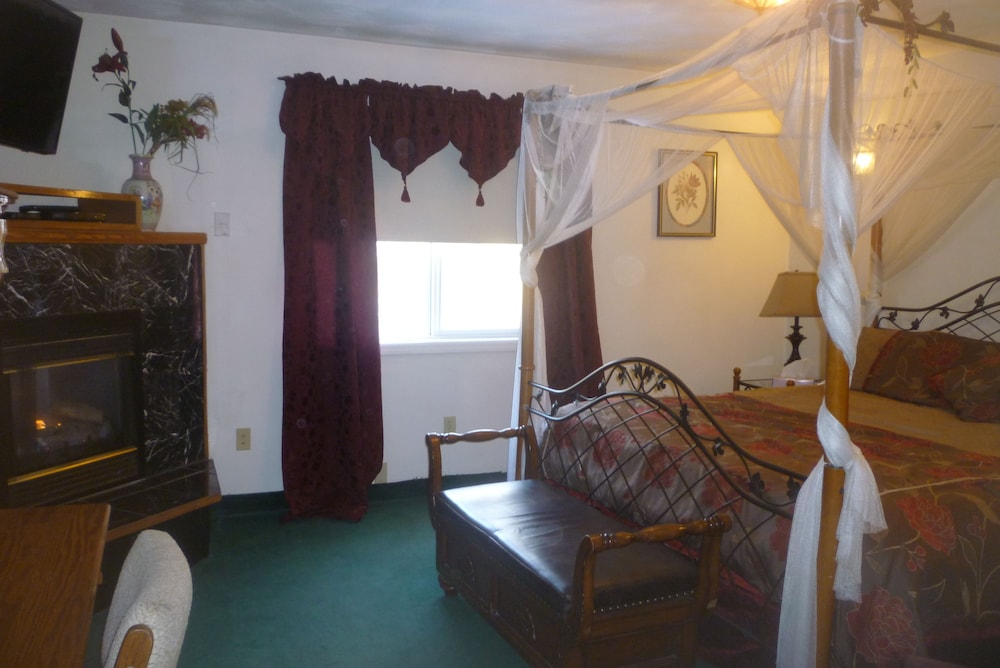 Fairbanks Extended Stay 31/50