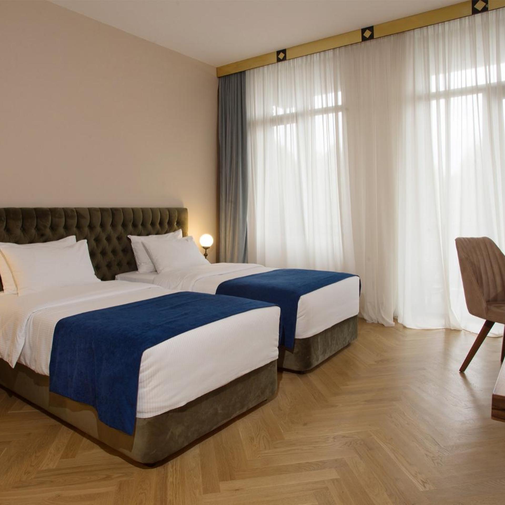 Atoneli Twin Room: