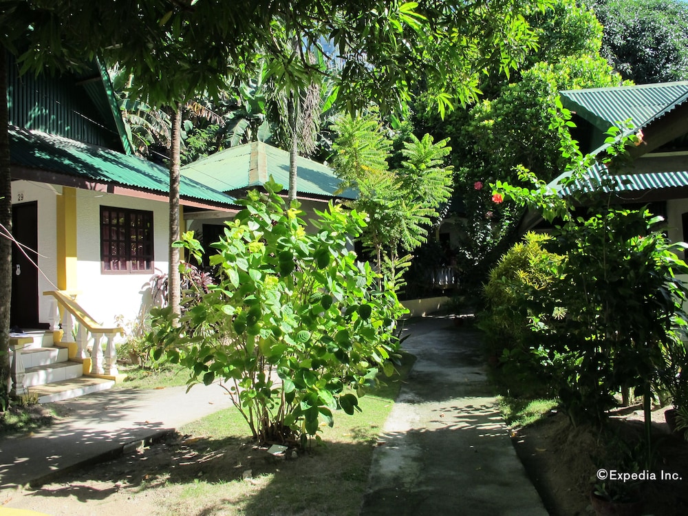 Seashore Beach Resort 51/58