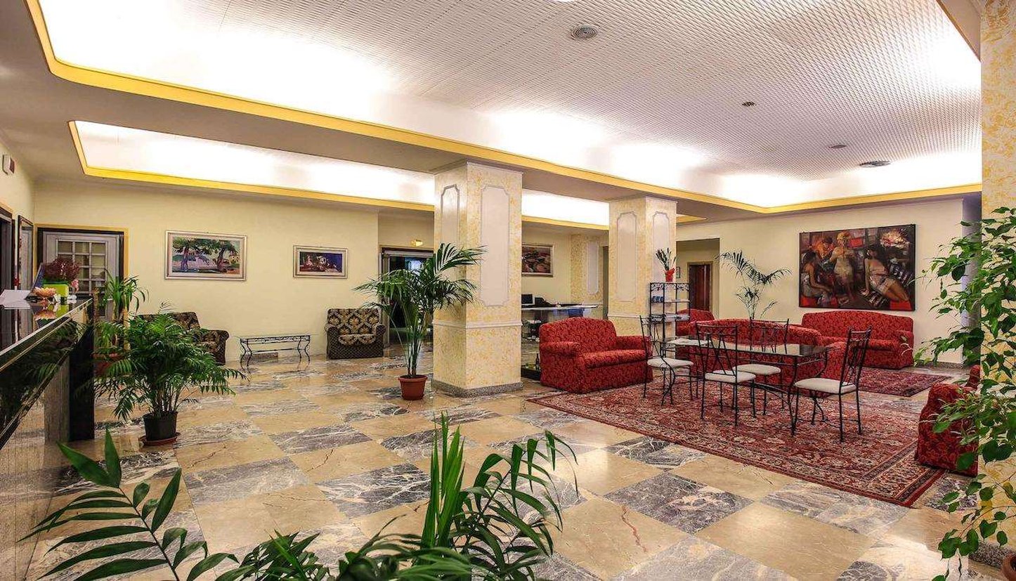 Hotel Grazia Deledda 2/42