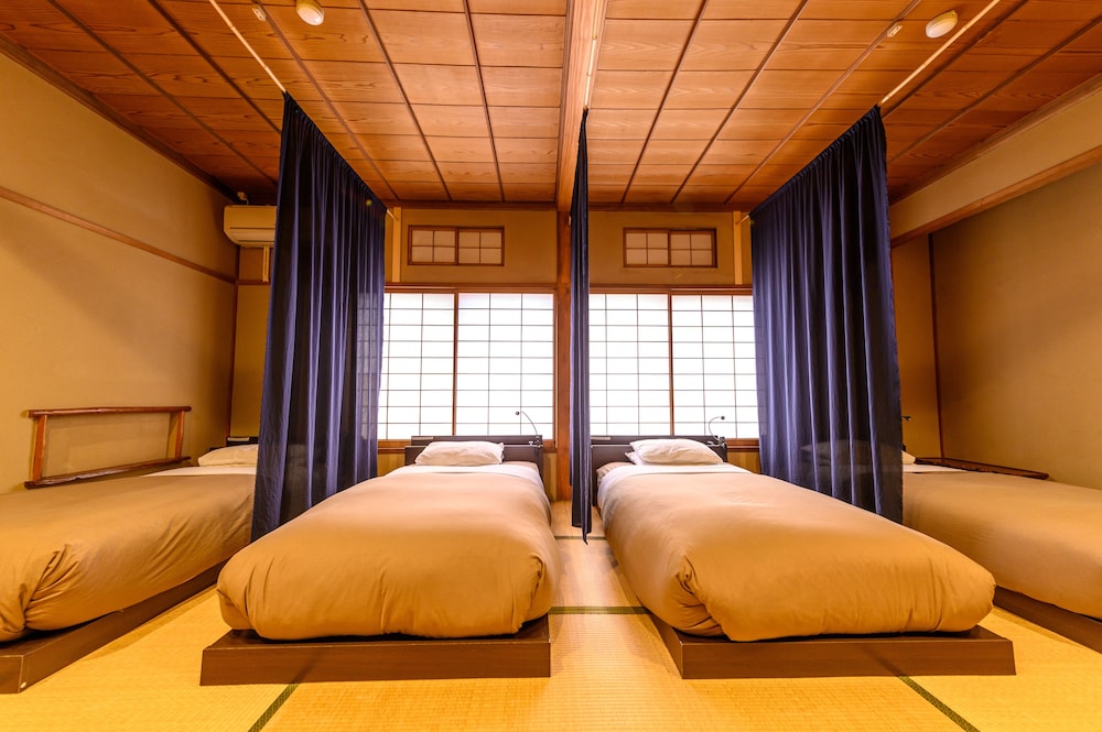 Aibiya (ex High Quality Hostel AIBIYA) 5/31