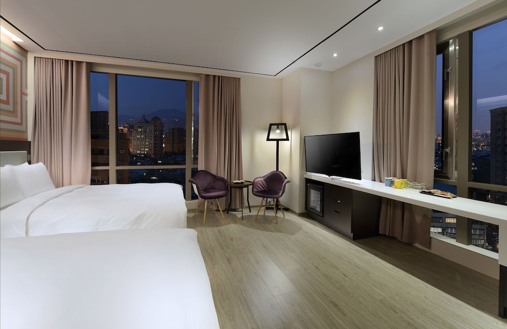 Uinn Business Hotel - Taipei Shilin 43/60