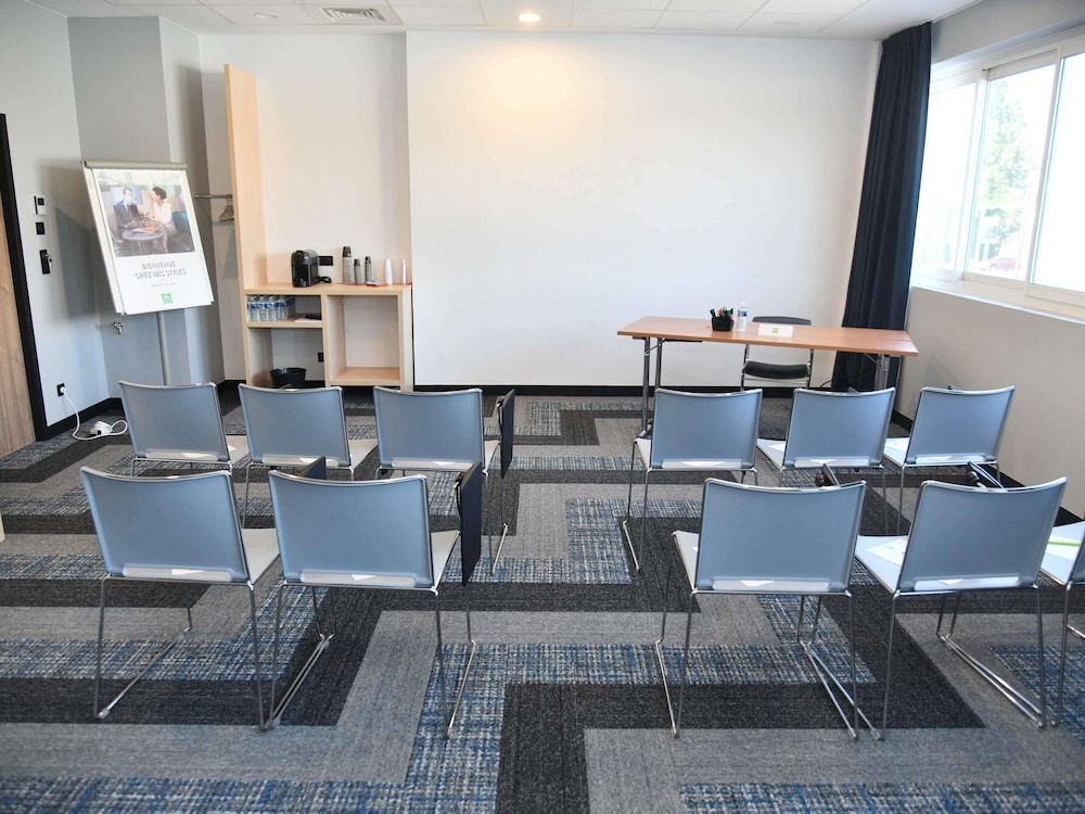 Ibis Styles Avignon Sud 53/64