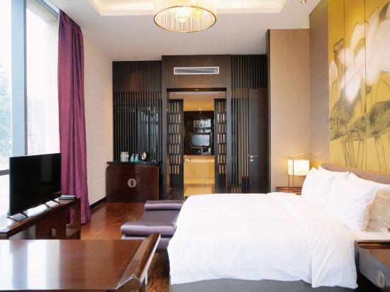 Presidential, Suite