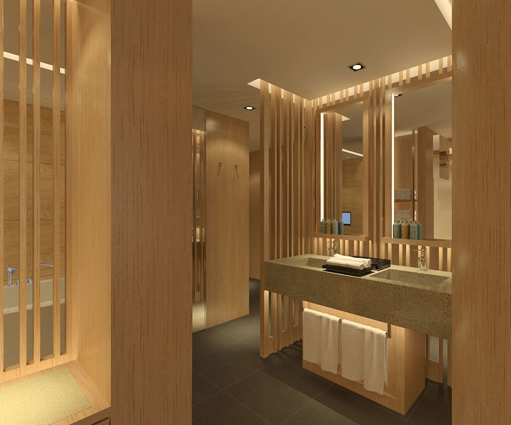 Conrad Seoul 28/78