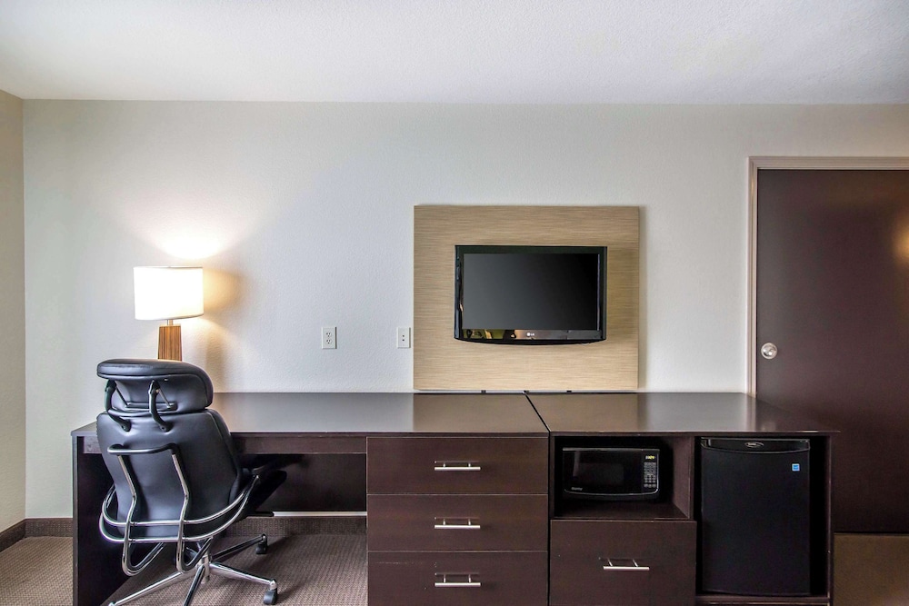 Sleep Inn & Suites Haysville - Wichita South 55/58