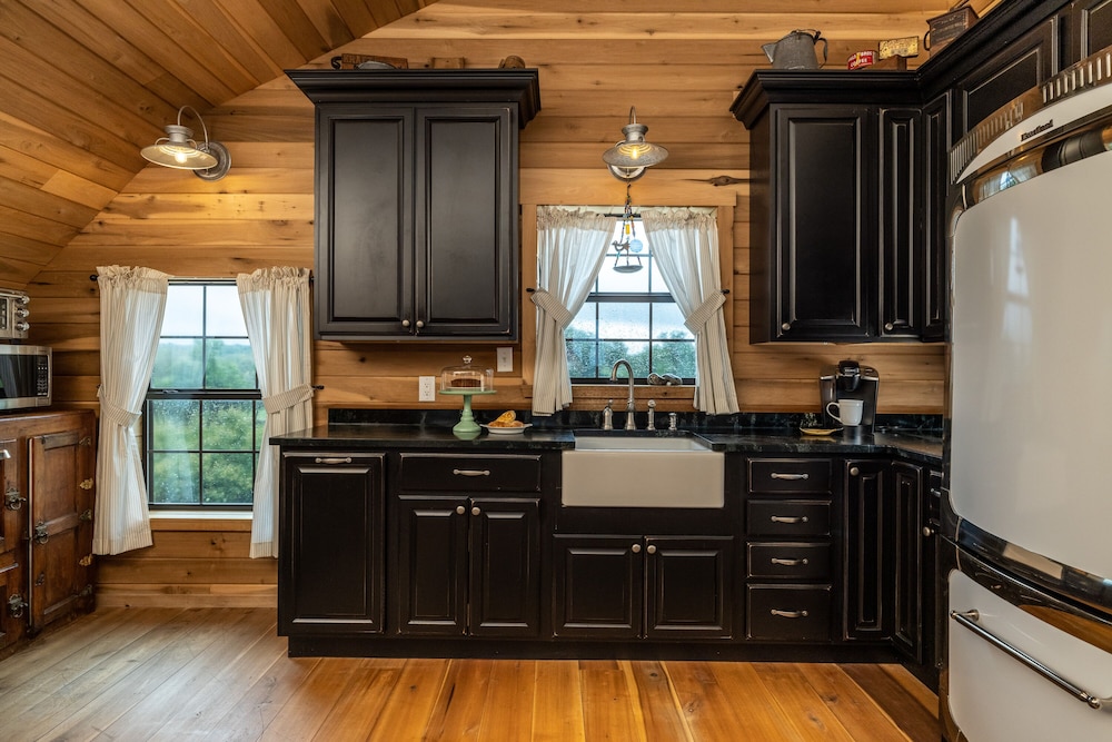 TimberRose B&B 6/50