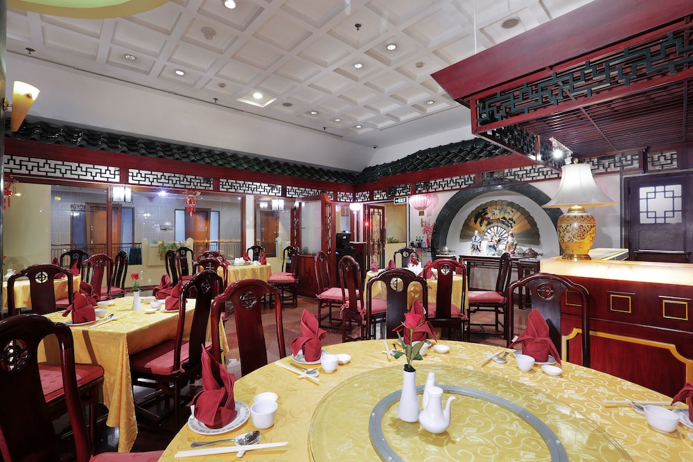 Hotel Grand Candi Semarang 62/71