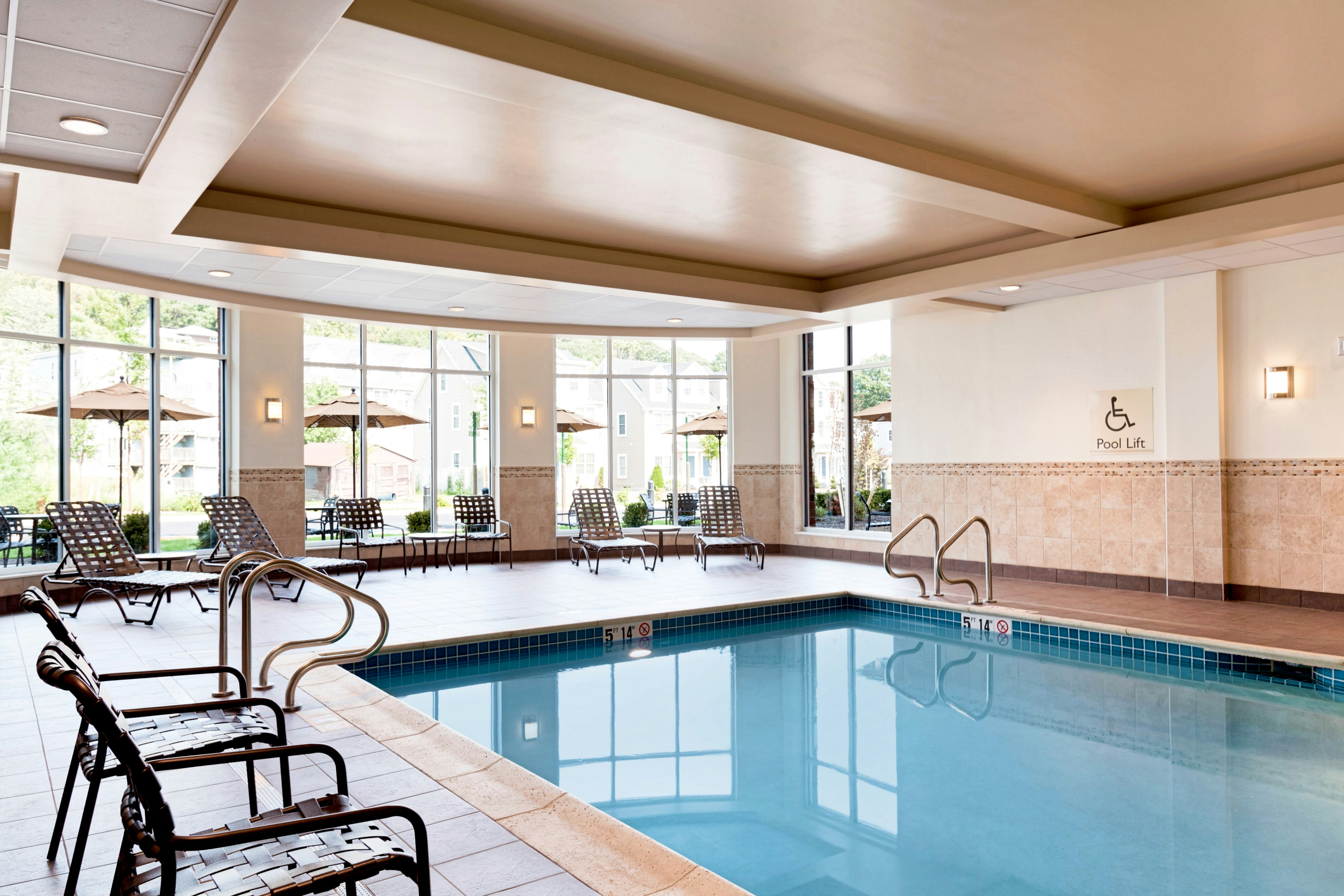 Hilton Garden Inn Boston Logan Airport 21/38