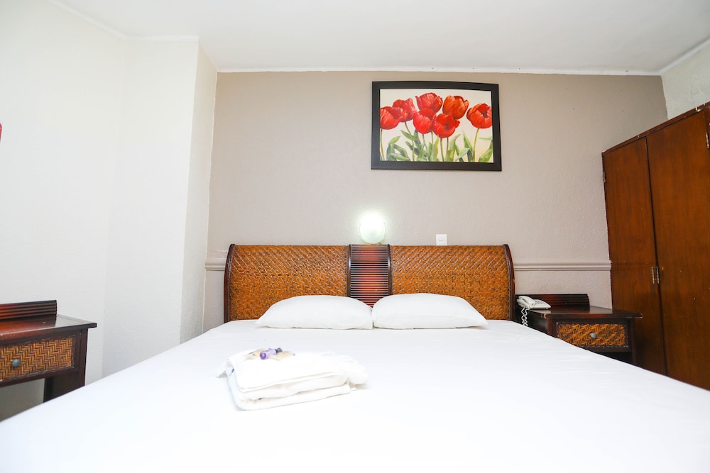 STANDARD, DOUBLE BED