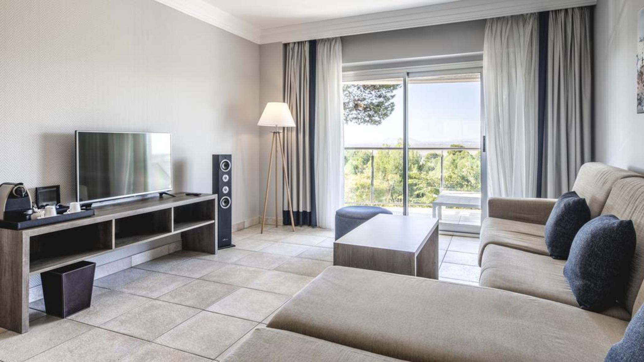 1 Bedroom, Suite, Lateral Side Sea View