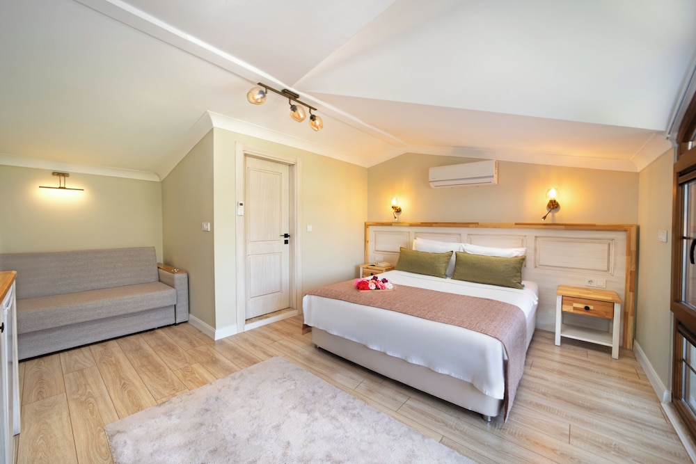 Orange Garden Hotel Akyaka، مرماريس 6/50