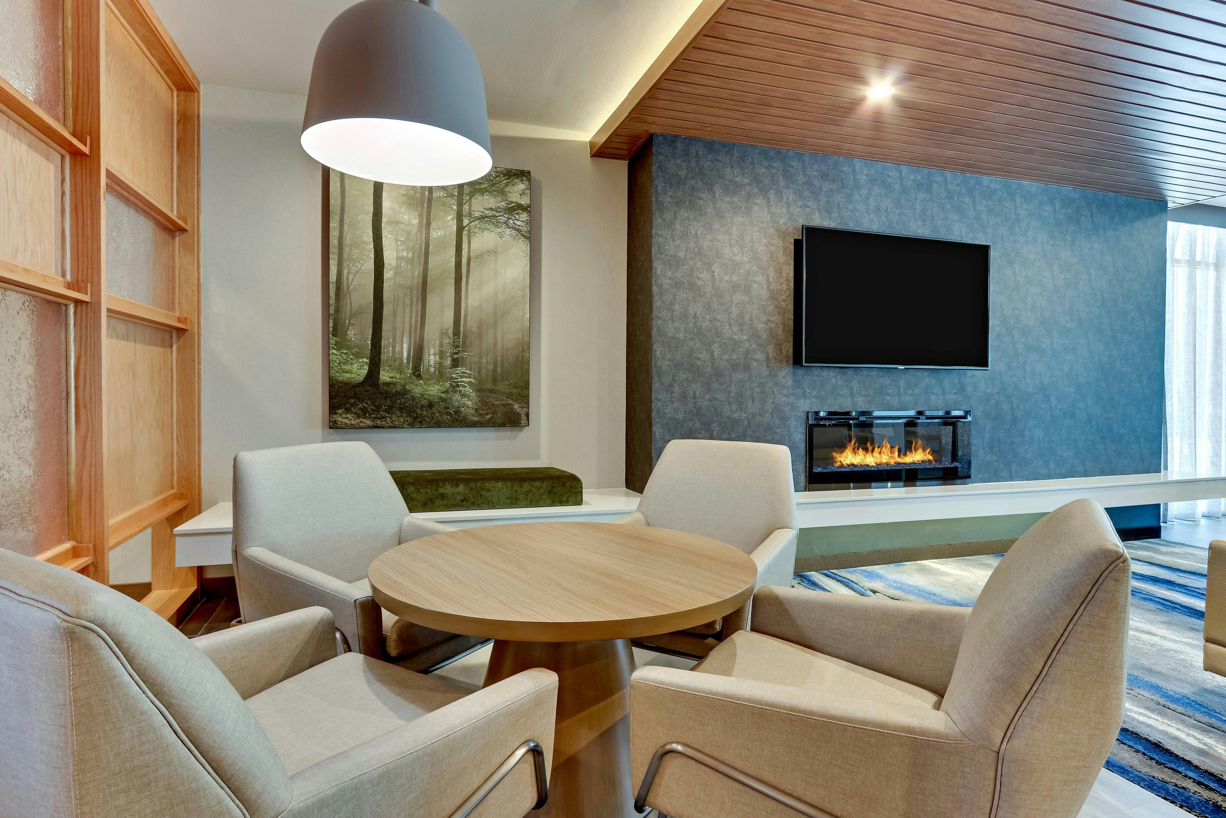Fairfield Inn & Suites by Marriott Dallas Love Field 8/17