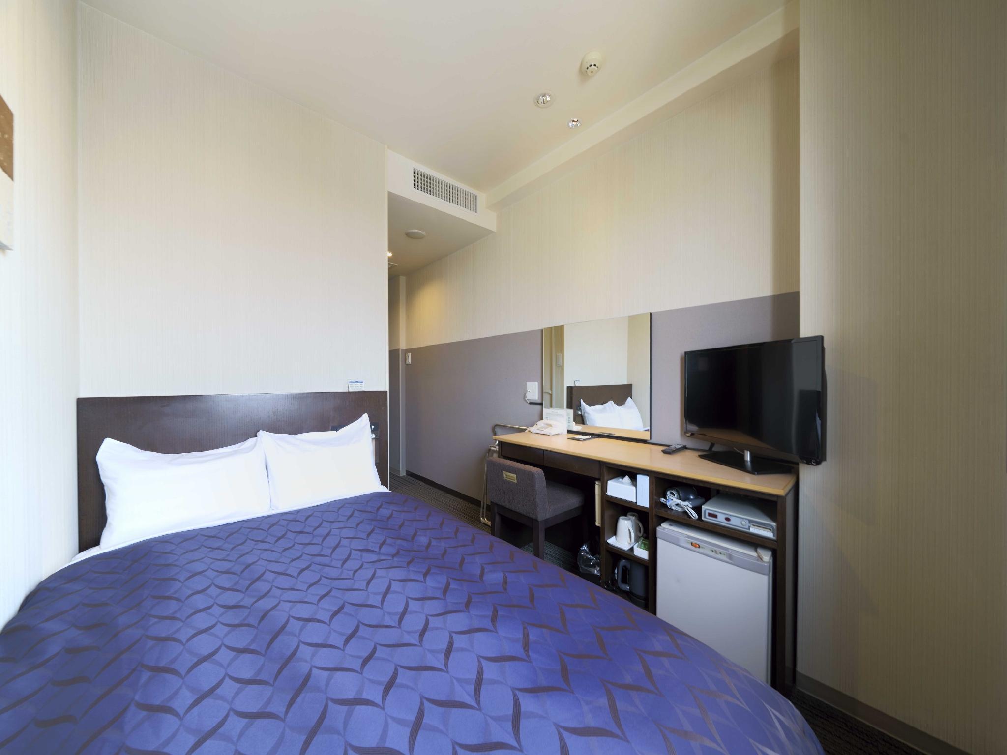 Semi Room, Semi Double Bed, Small, Smoking