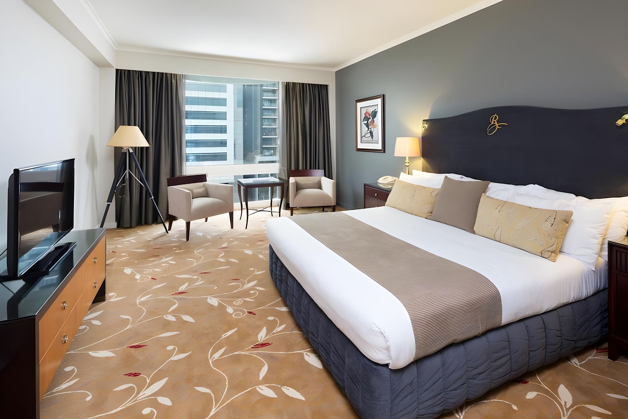 Deluxe, Suite, Jetted Tub