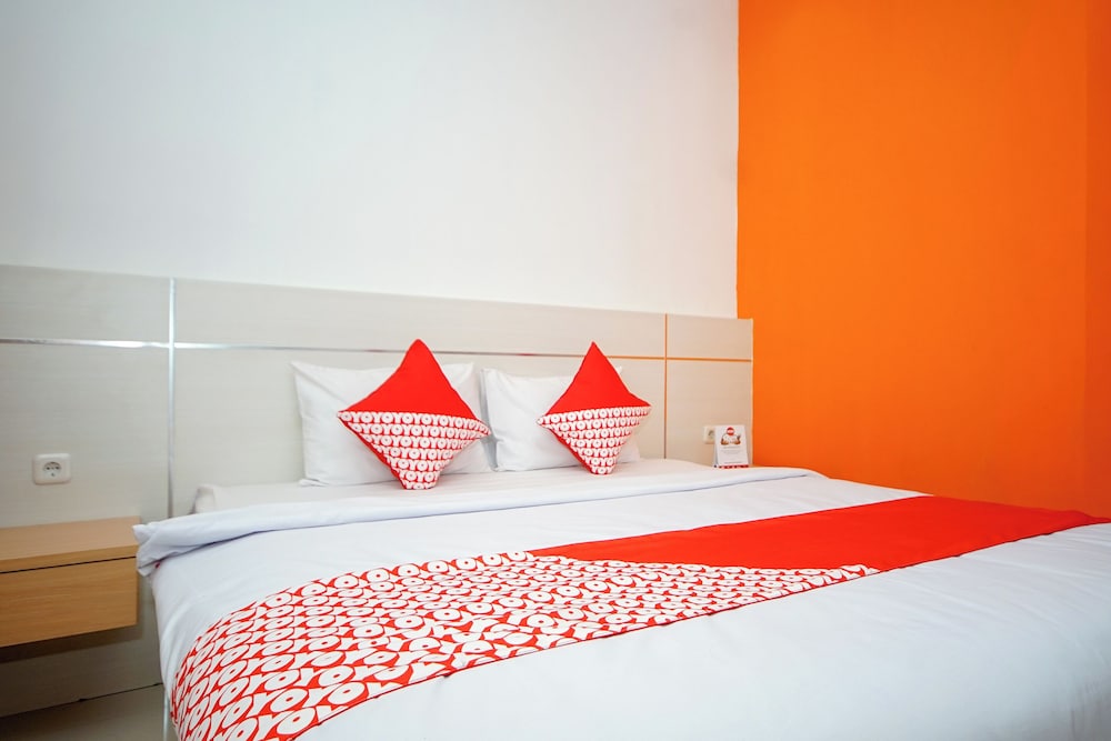 Townhouse Oak Palembang near Palembang Golf Club formerly KR Hotel 20/28